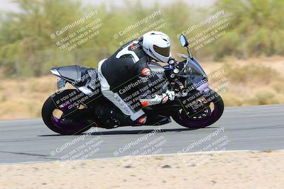 media/Mar-28-2022-Superbike Trackdays (Mon) [[b8603d0f67]]/Advanced Group (1pm-130pm)/Turn 9/